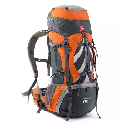 Van de het Pakhuisrugzak van de wandelingsberg de Regendekking